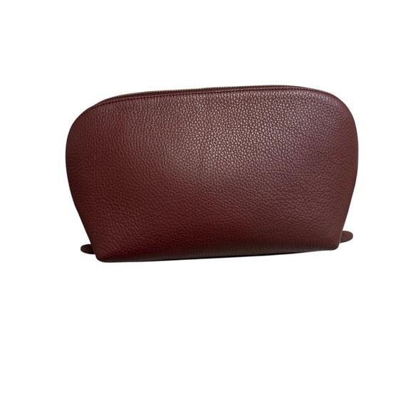 Cuyana burgandy leather cosmetic clutch bag - Picture 4 of 8